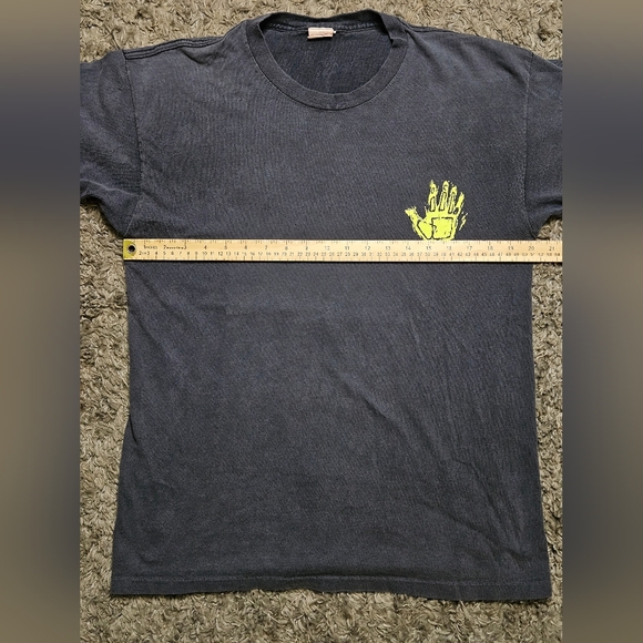 Vintage 80's Body Glove Graphic Neon Yellow Green Big Hand T-shirt Size L USA - Picture 9 of 10